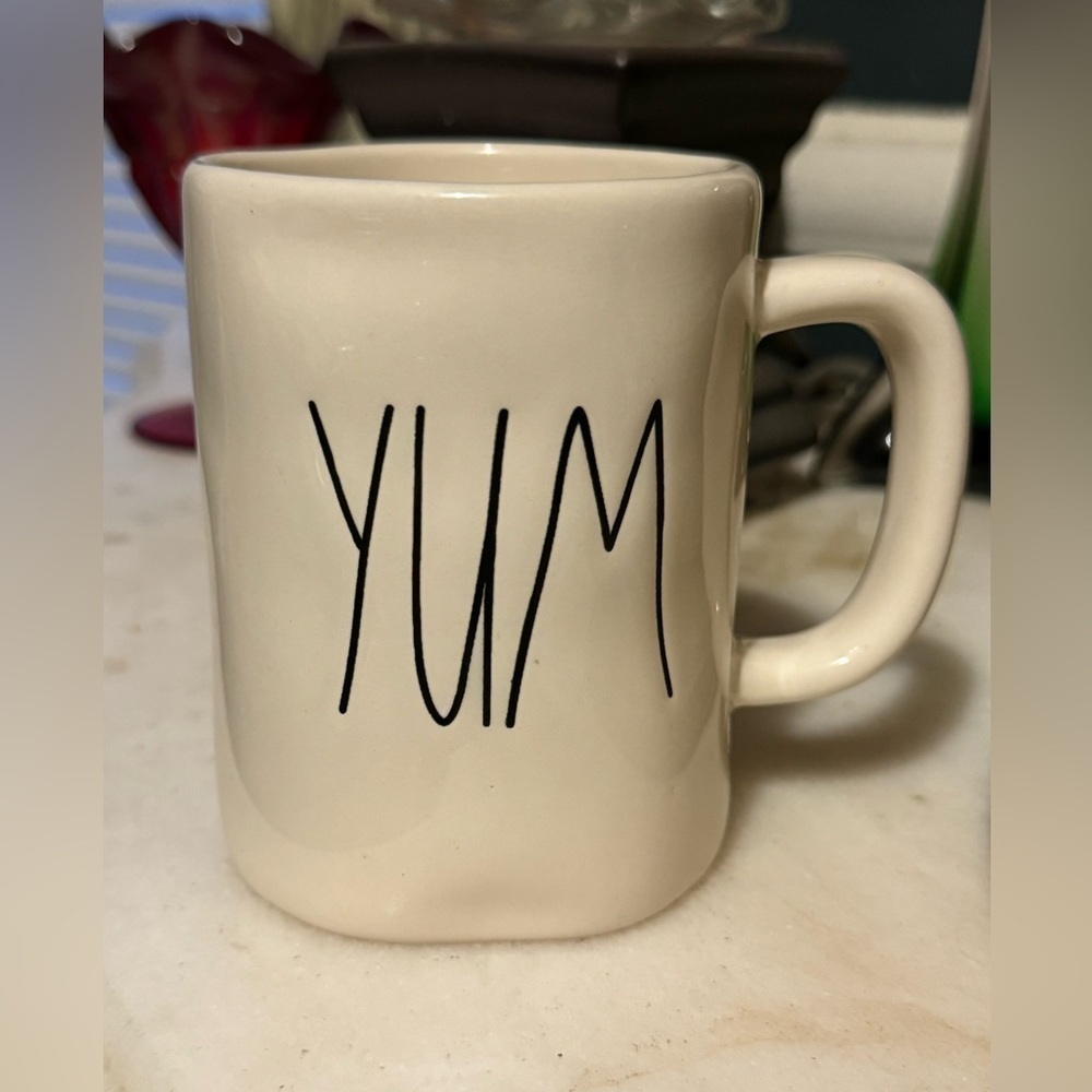 Magenta "YUM" Mug